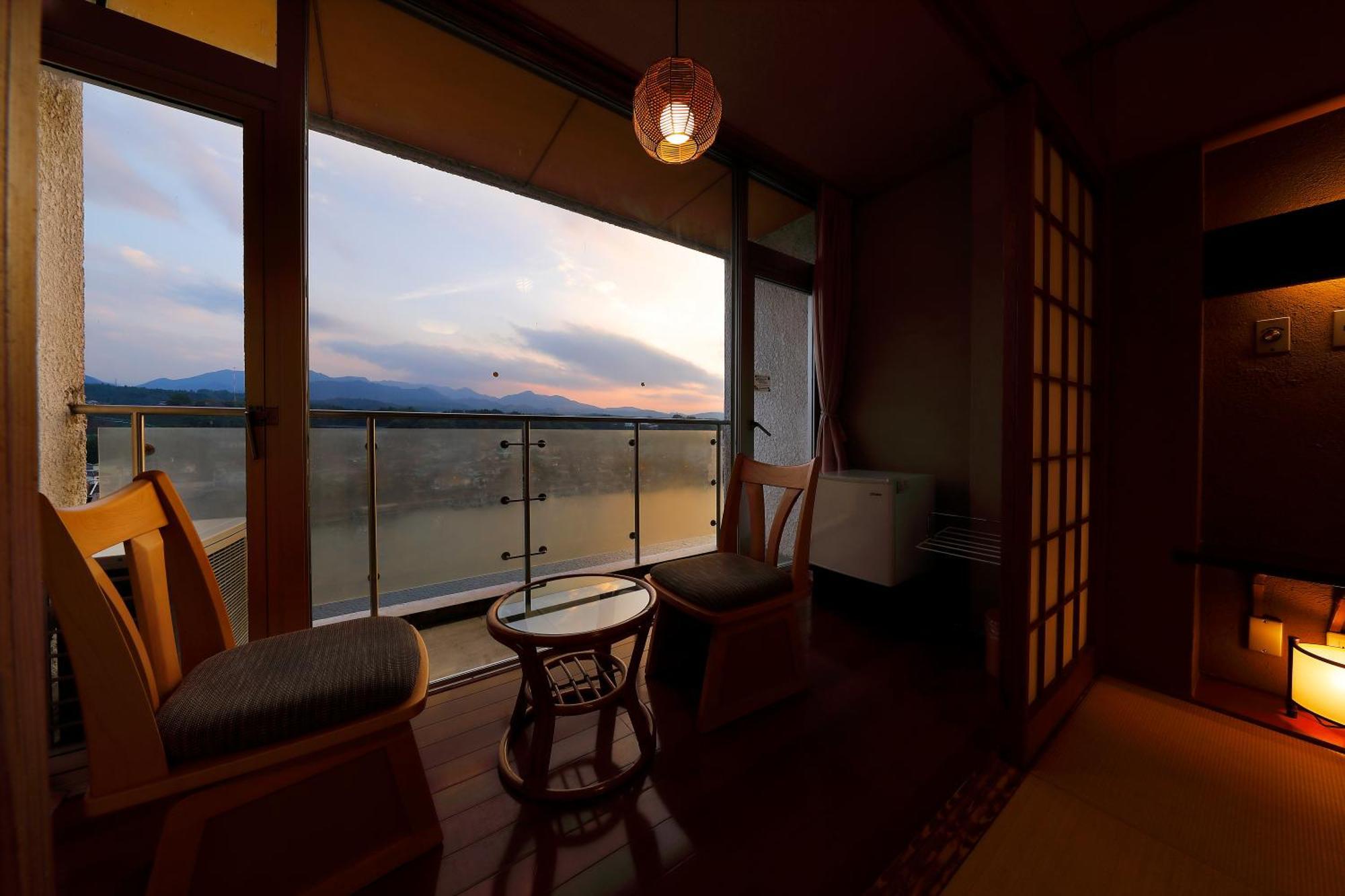 Mikuma Hotel Hita Ngoại thất bức ảnh